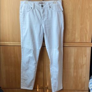 Blue spice white jeans